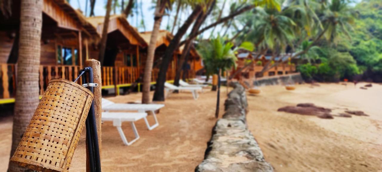 Sea Front Cottages Little Khola Cola Dış mekan fotoğraf